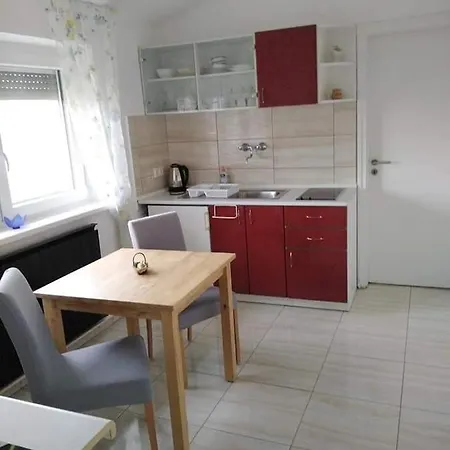 Vendégház Coraline Vendeghaz *